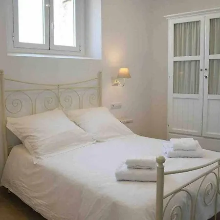 Ix B Morales & Arnal *